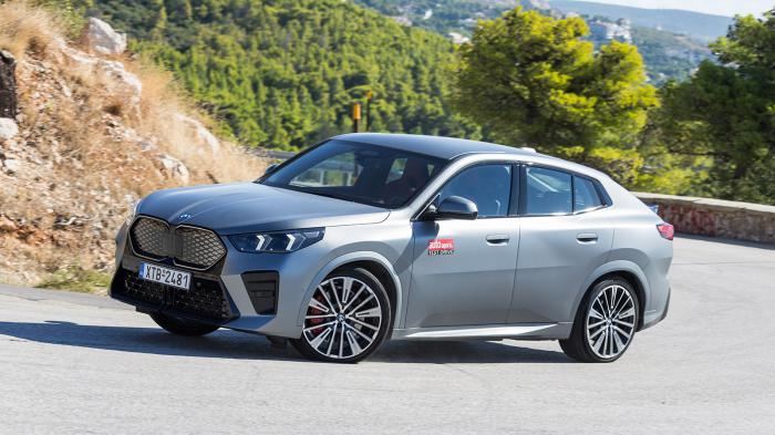 Δοκιμή BMW iX2 xDrive30 313 PS: Συνδυάζει επιδόσεις και άνεση